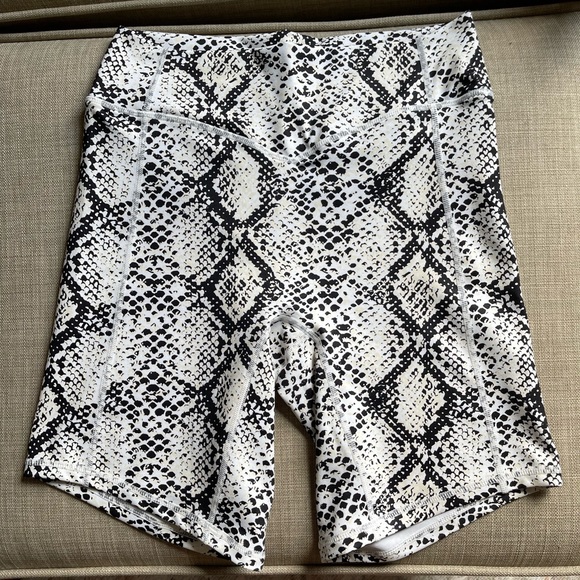 Balance Athletica snake skin bike shorts - Picture 1 of 3